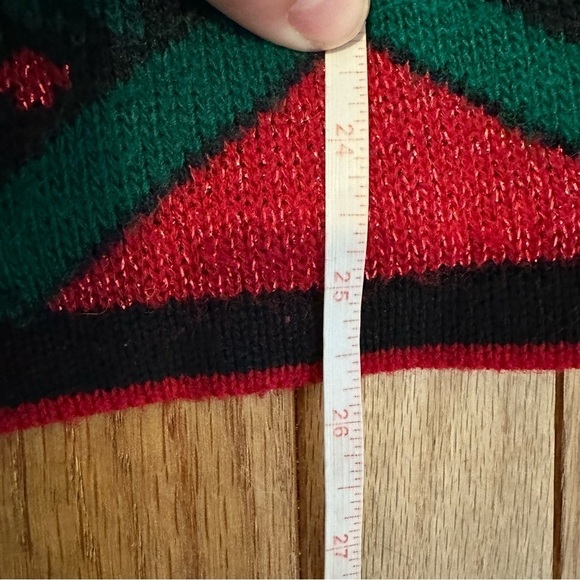 Vintage Holly Metallic Sweater Vest - Picture 9 of 9